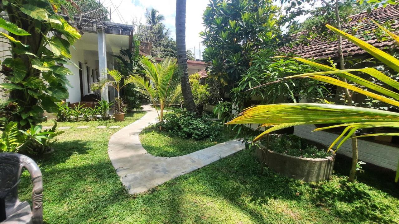 Freedom Beach Arugam Bay Aparthotel Buitenkant foto