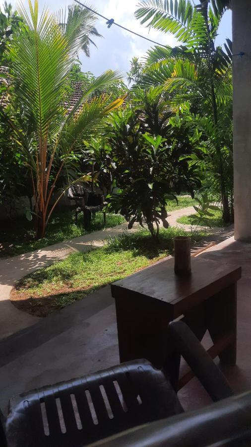 Freedom Beach Arugam Bay Aparthotel Kamer foto